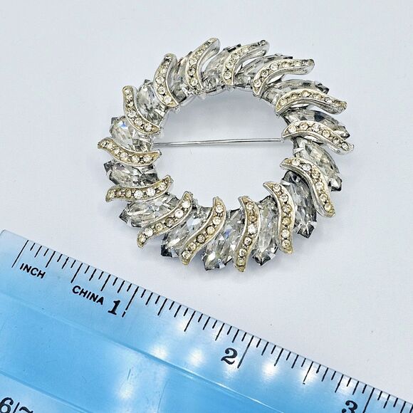 Weiss Crystal Brooch Vtg Open Circle Celestial Wreath Large Estate Jewelry Pin - Picture 9 of 10